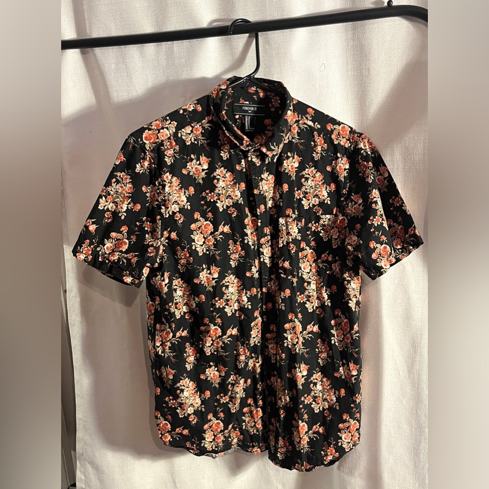 Forever 21 Floral Print Men’s Medium Button Up
